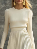 Carlota | Conjunto de blusa acanalada y falda midi plisada