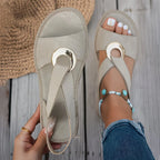 Skye | Sandalias planas con hebilla metálica