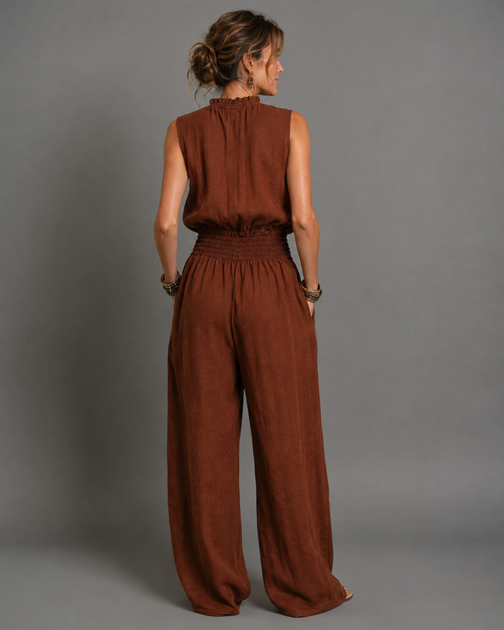 Alexa | Jumpsuit sin mangas de pierna ancha con cinturón