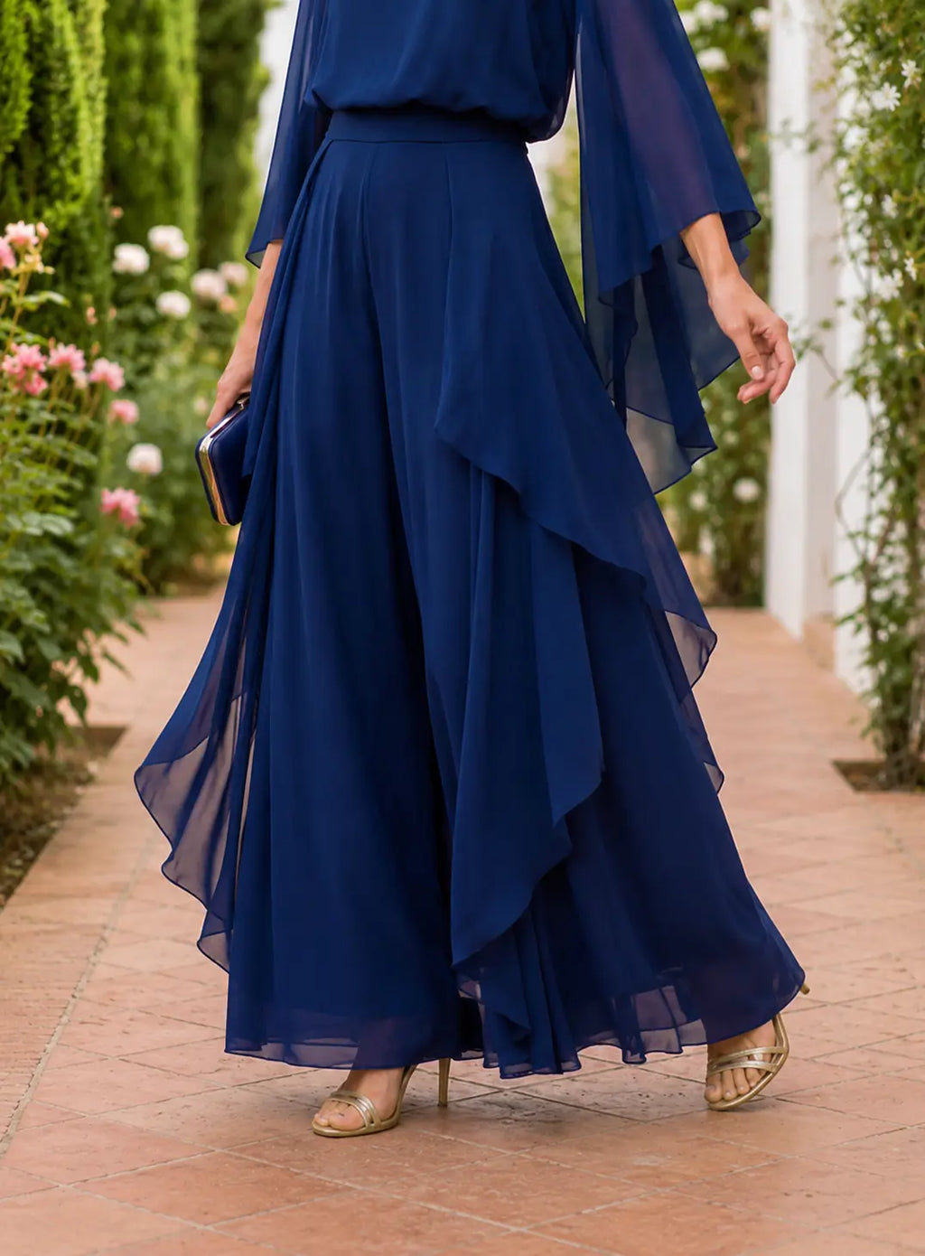 Sorelle | Conjunto de blusa con mangas acampanadas y pantalón recto