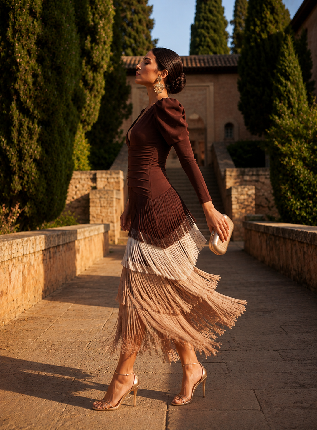 Doria | Vestido midi con flecos en capas y manga larga