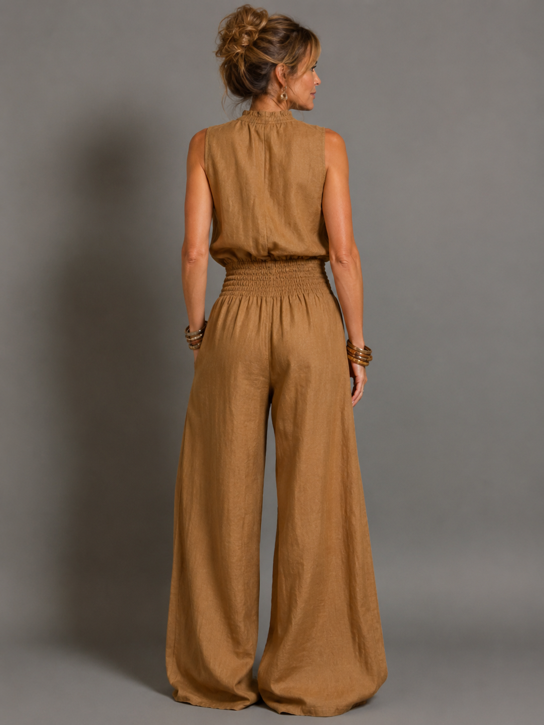 Alexa | Jumpsuit sin mangas de pierna ancha con cinturón