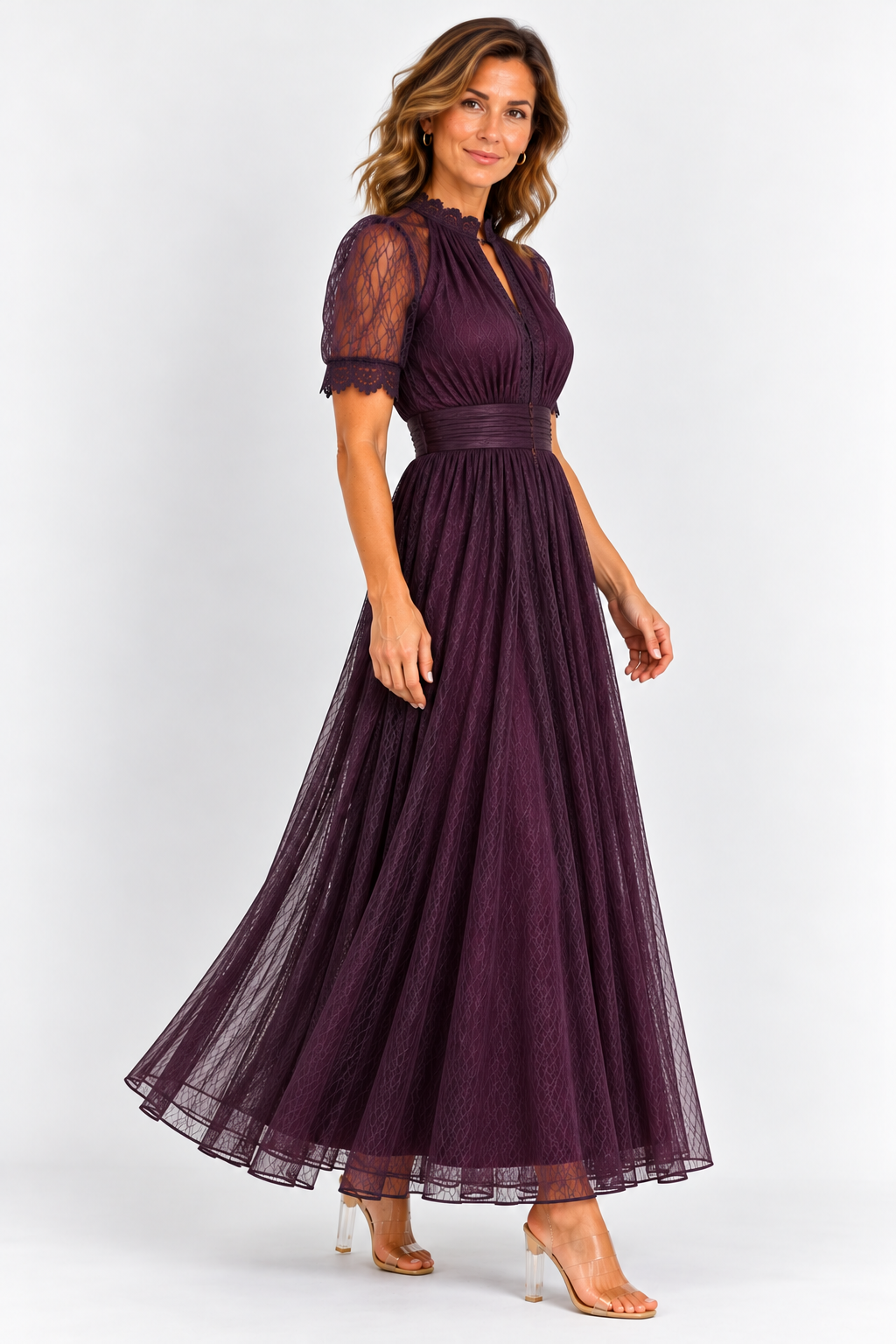 Flavia | Vestido largo color ciruela con escote tipo lágrima y detalles de encaje en chiffon