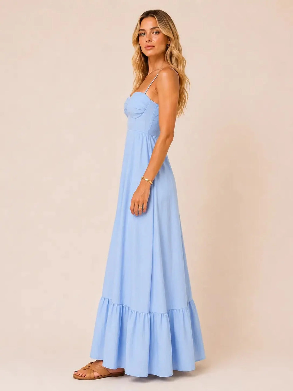 Natasha | Vestido largo con escote corazón y tirantes
