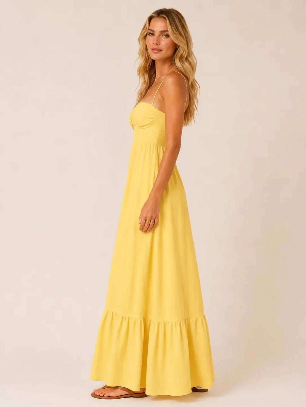 Natasha | Vestido largo con escote corazón y tirantes