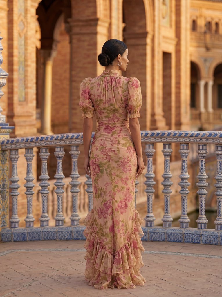 Rosana | Vestido largo floral con cuello alto y mangas abullonadas